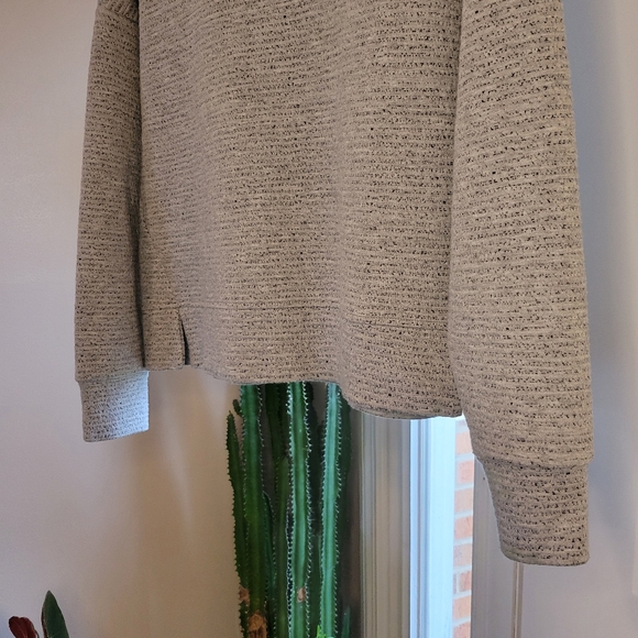 Calia Scuba Funnel Neck Heather Grey Long Sleeve Shirt, Size Large - Picture 5 of 9